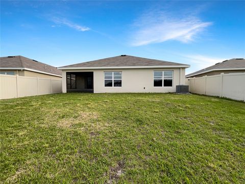 A home in PALMETTO