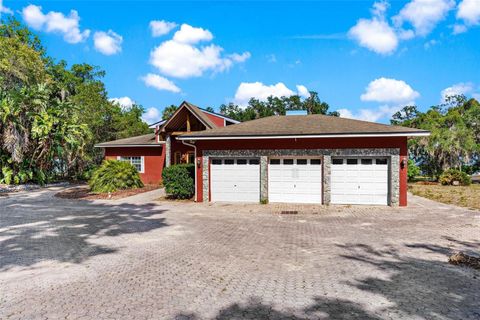 Tiny photo for 2400 N Griffin Drive, Leesburg, FL 34748 (MLS # G5096306)