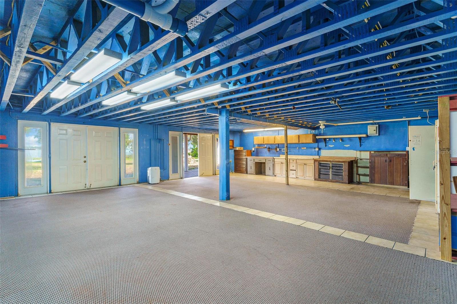 GRIFFIN SHORES - Residential