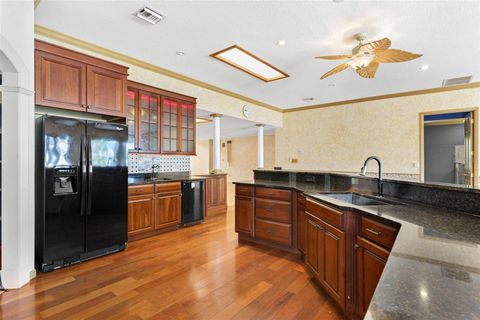 Tiny photo for 2400 N Griffin Drive, Leesburg, FL 34748 (MLS # G5096306)