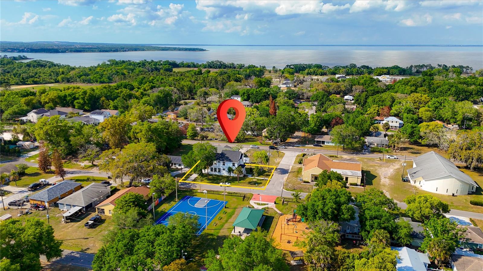 OAKLAND TOWN - Residential