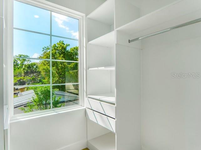 OAKLAND TOWN - Residential