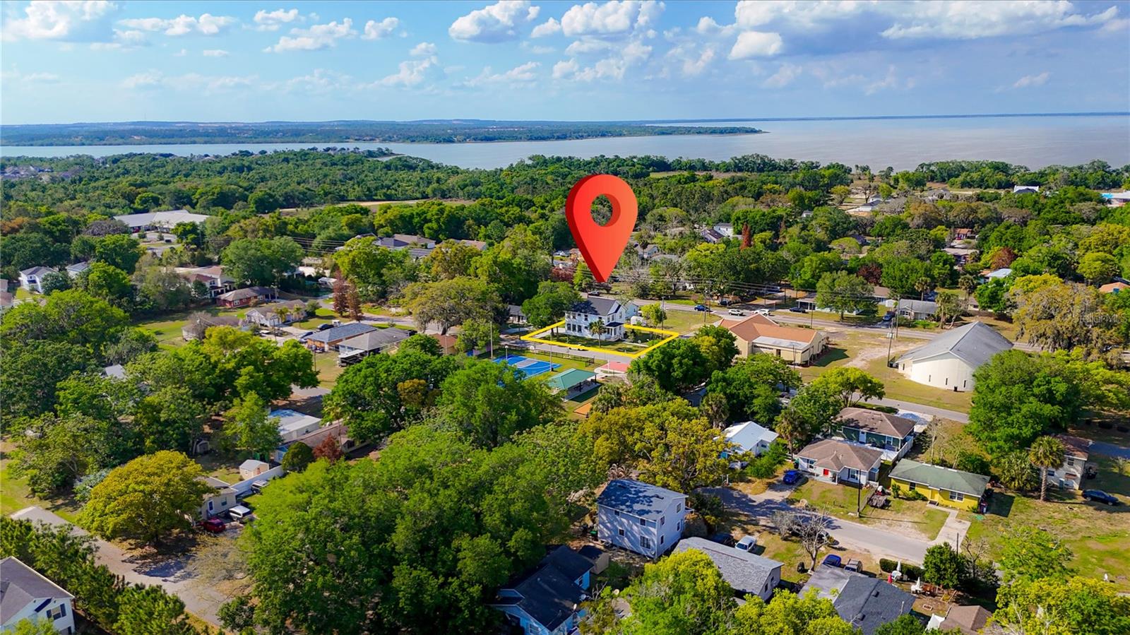 OAKLAND TOWN - Residential