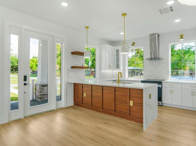 OAKLAND TOWN - Residential