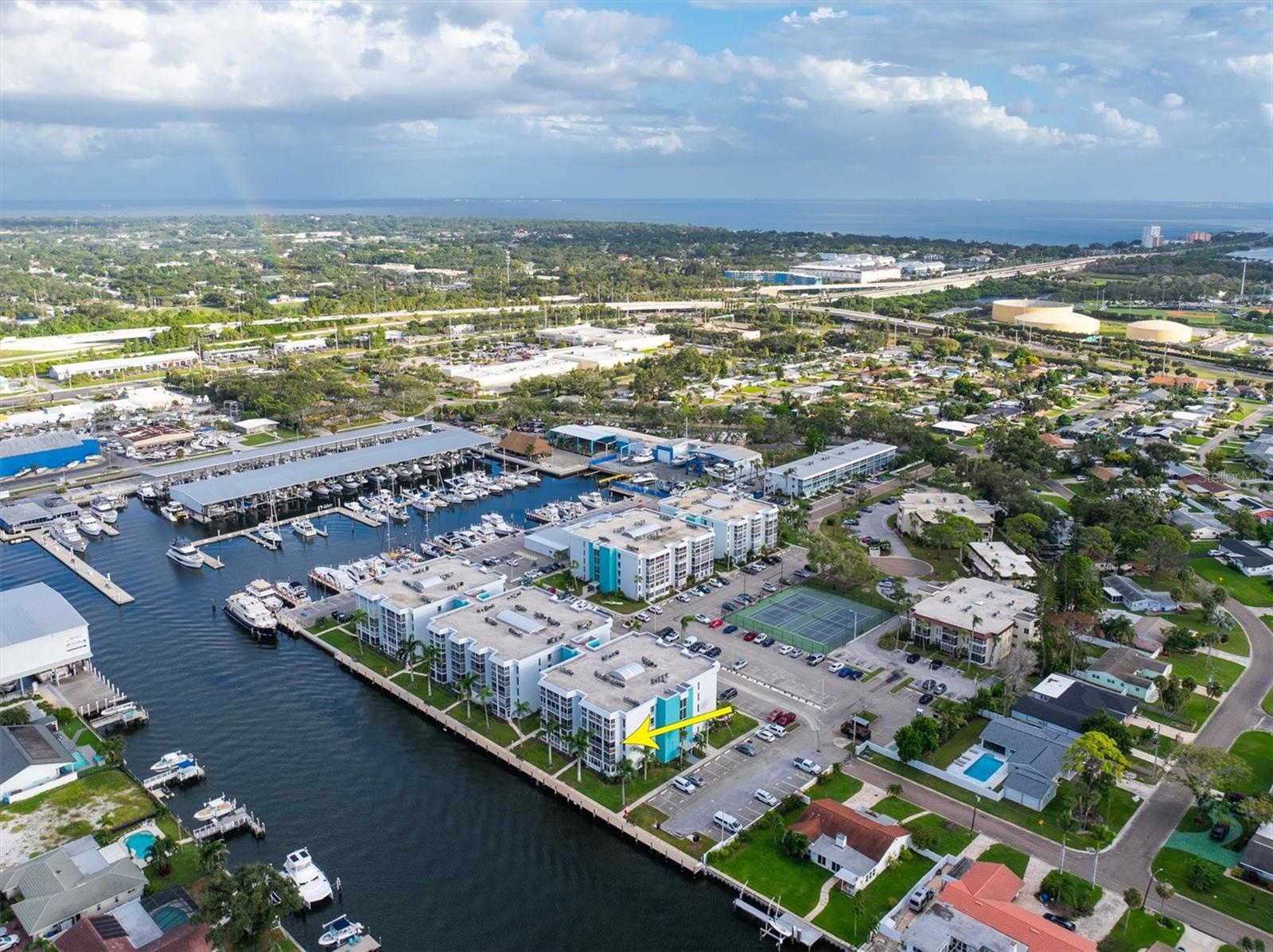 MOORINGS OF MAXIMO CONDO - Residential