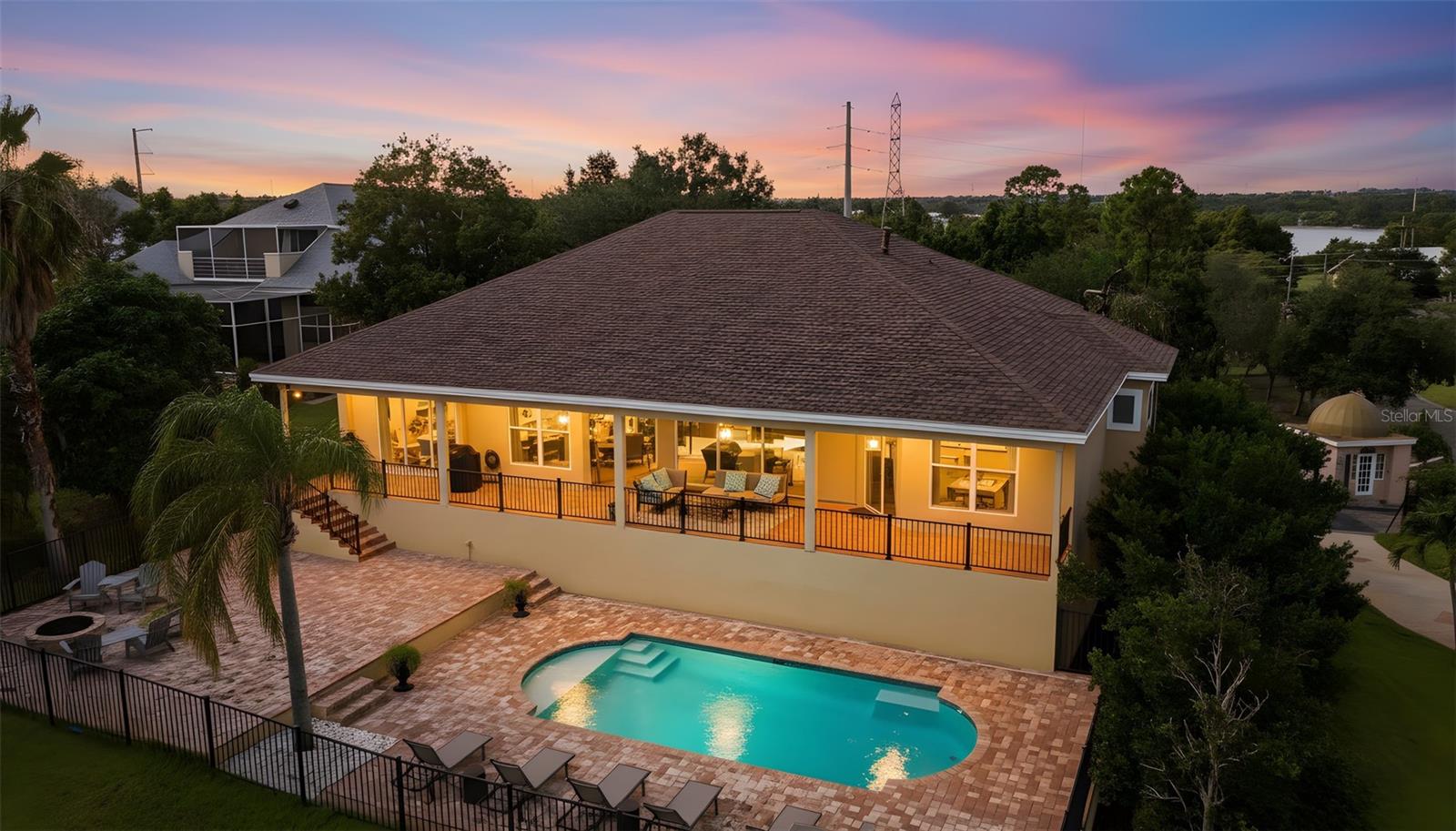 122 WATERBERRY DRIVE