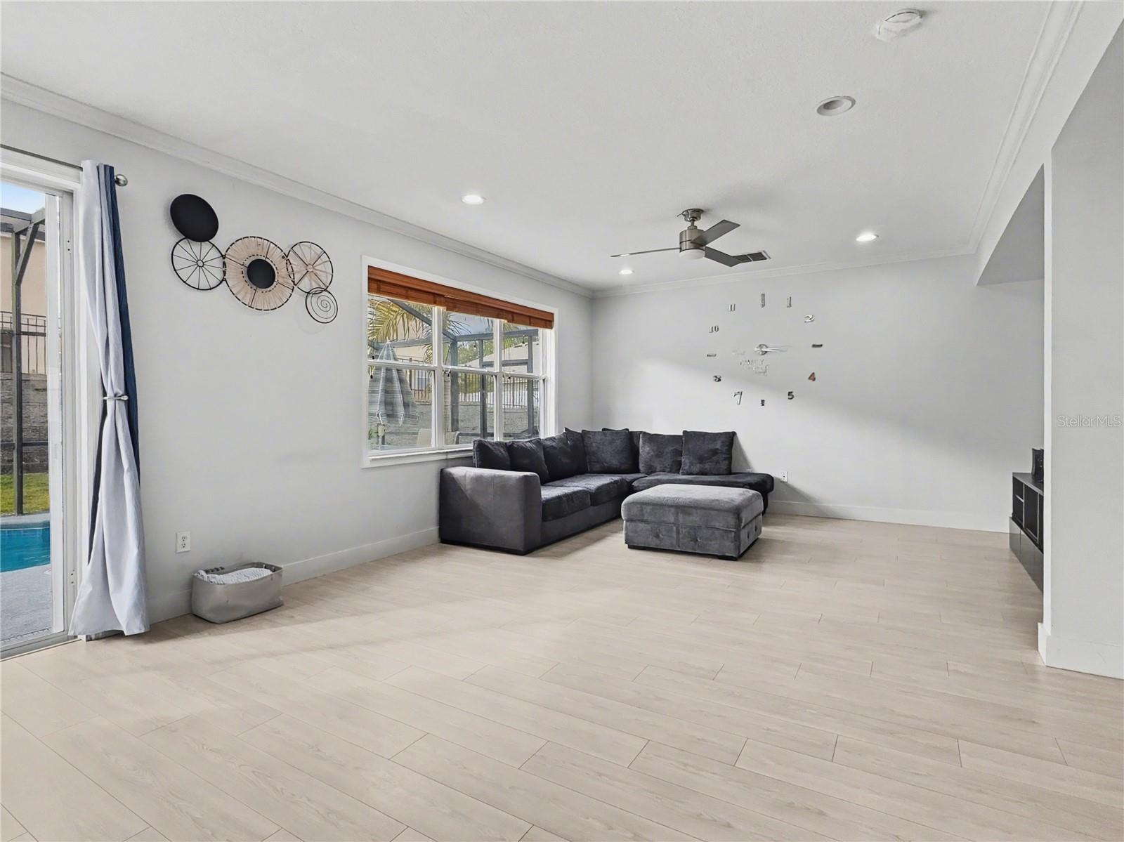 BELLA TOSCANA - Residential Lease