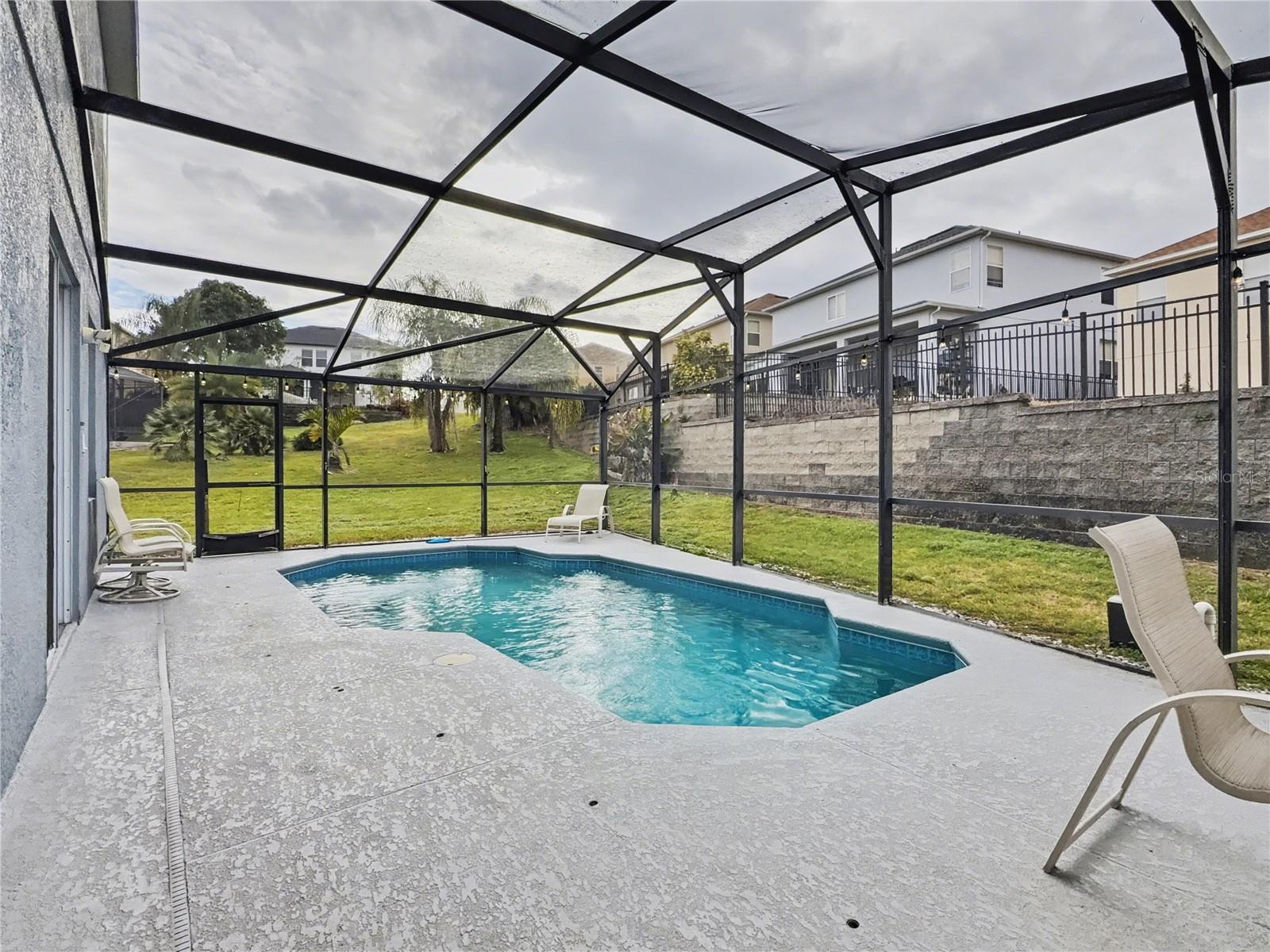 BELLA TOSCANA - Residential Lease