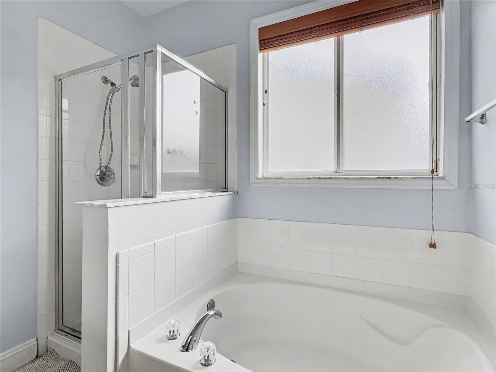 BELLA TOSCANA - Residential Lease