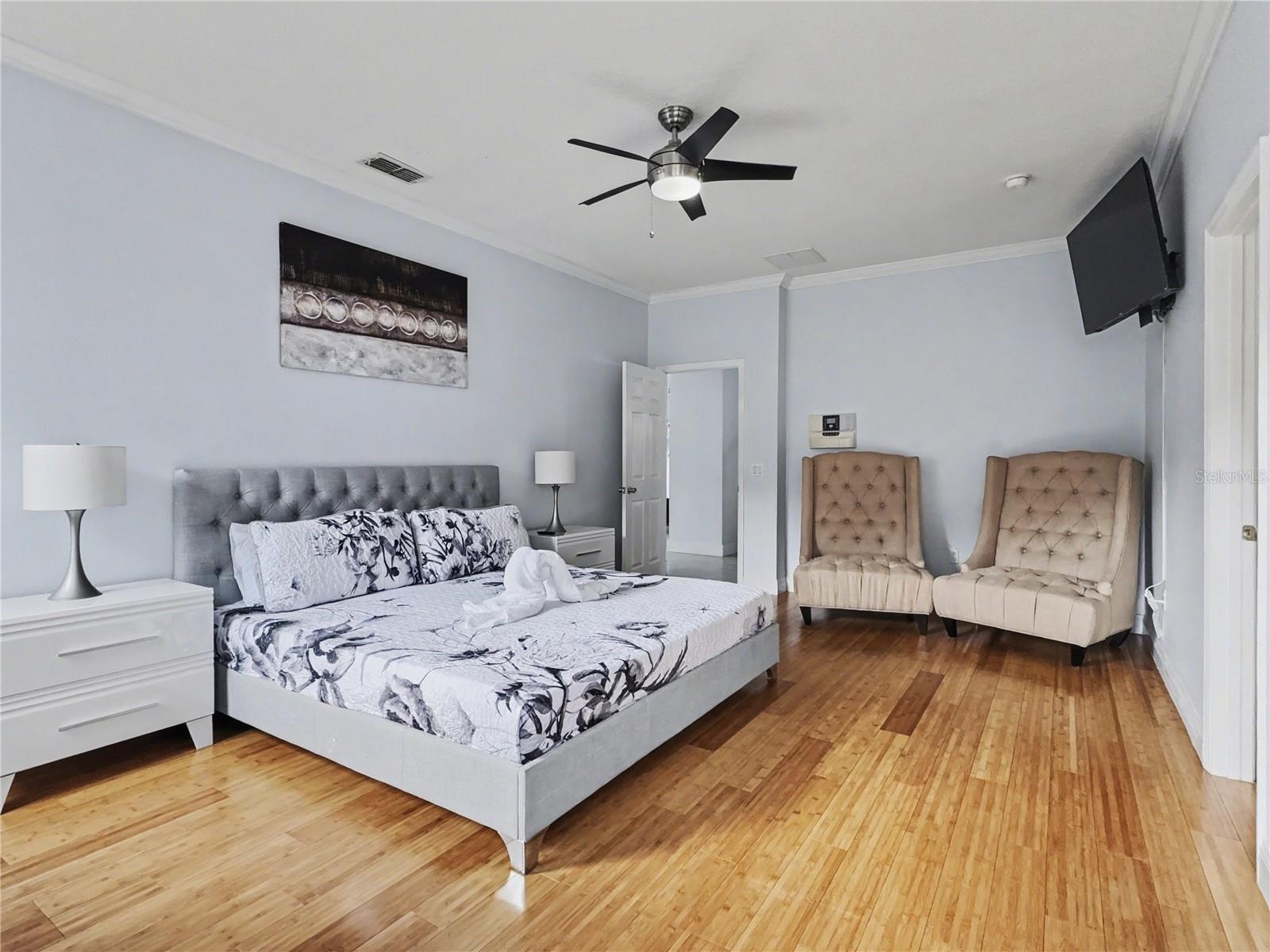 BELLA TOSCANA - Residential Lease