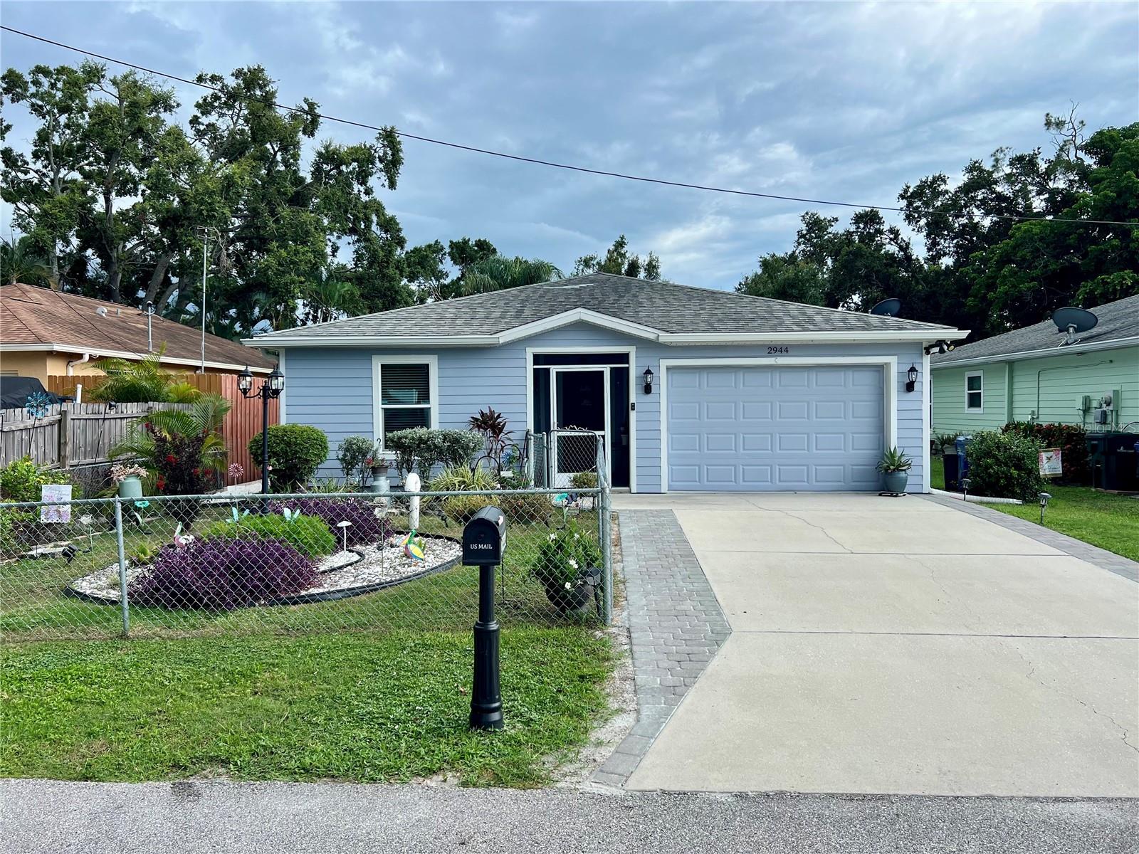 Under contract-accepting backup offers. Beautifully situated home in the heart of Sarasota! This beautifully maintained 3-bedroom, 2-bathroom residence at 2944 Sterling Lane is a perfect blend of comfort and modern living. Set in the desirable Ridge Wood Heights neighborhood, this home boasts an open floor plan that maximizes space and natural light, making it ideal for family gatherings and entertaining.
With approximately 1,280 square feet of living space, the home features a spacious kitchen with contemporary appliances, a cozy living area, and a generous master suite with an en-suite bathroom. Enjoy serene evenings in the private backyard, perfect for barbecues and relaxing after a long day.
Key Features:3 Bedrooms & 2 Bathrooms Approx. 1,280 sq. ft. Modern kitchen with updated appliances Spacious living areas No HOA fees
Convenient access to shopping, dining, and the beautiful Sarasota beaches.
