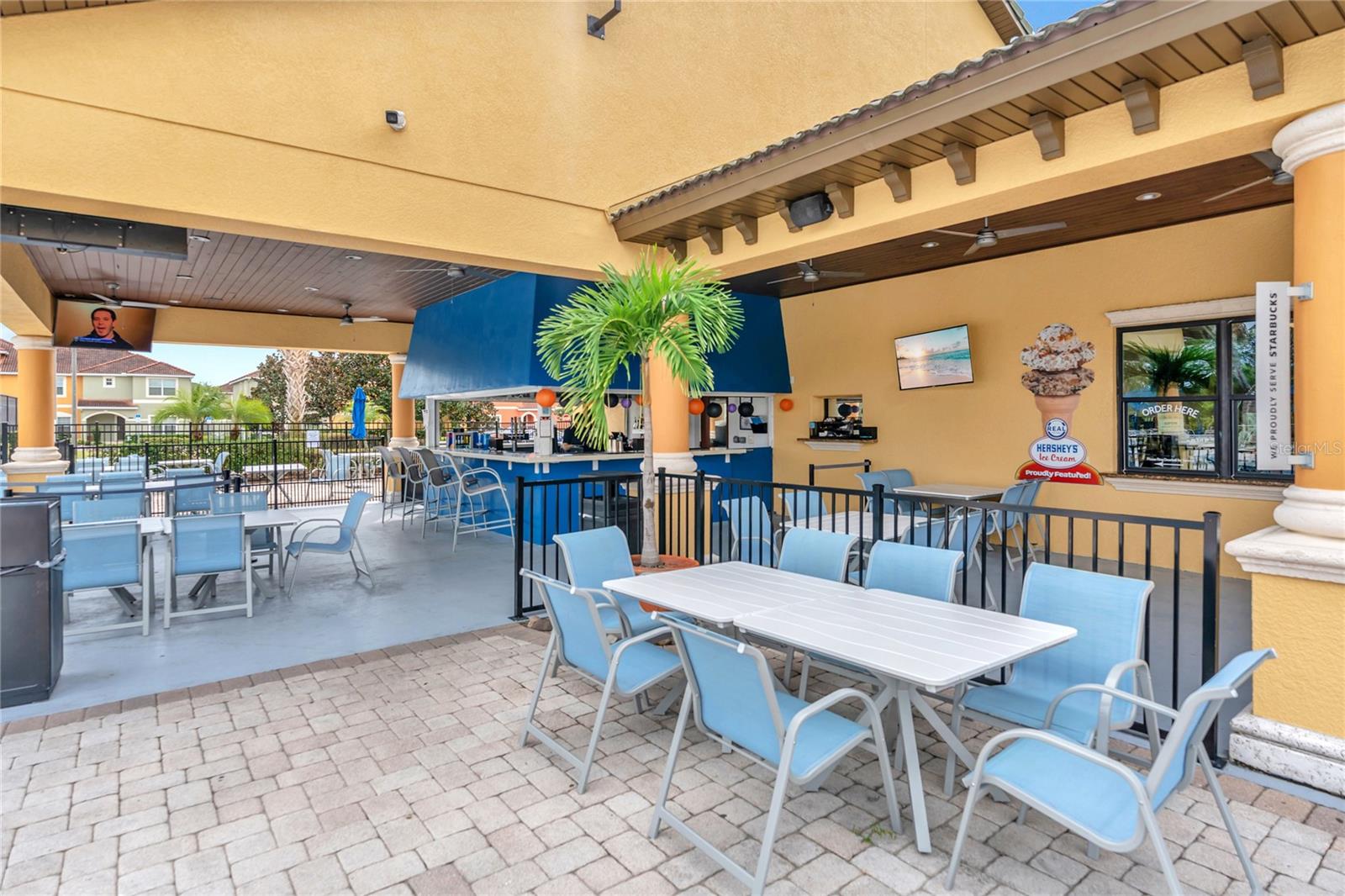 PARADISE PALMS RESORT PH 4 - Residential