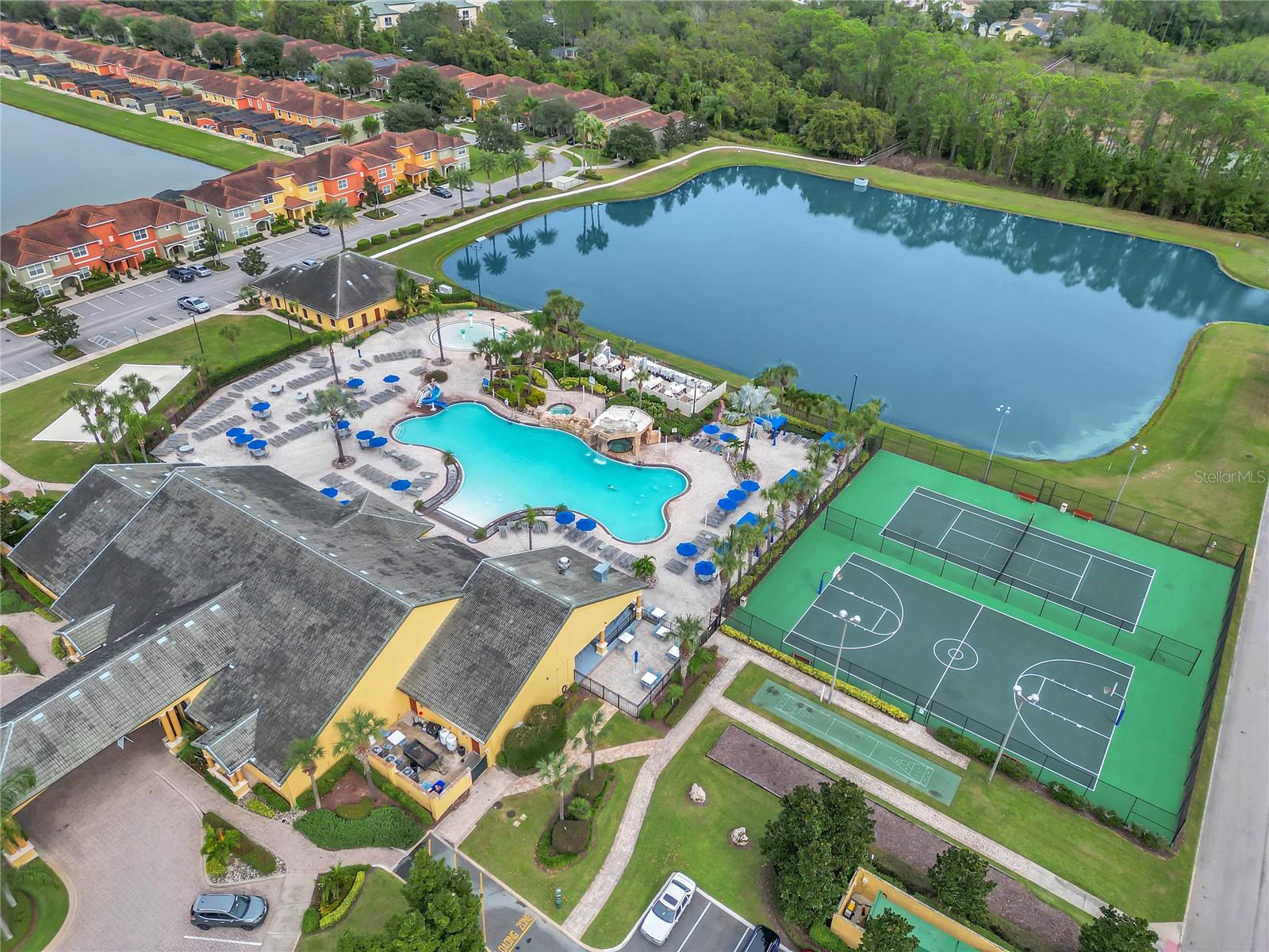 PARADISE PALMS RESORT PH 4 - Residential