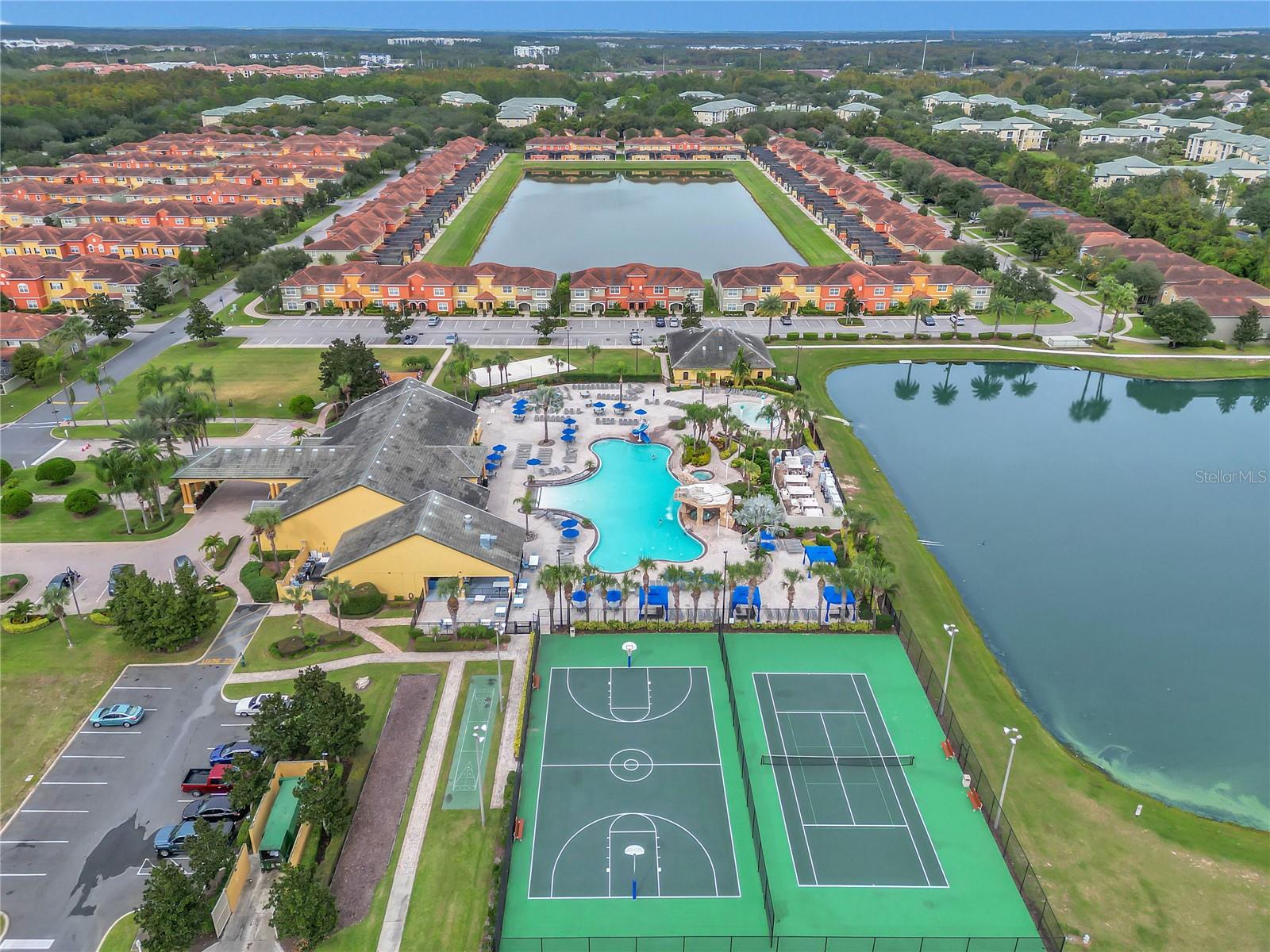 PARADISE PALMS RESORT PH 4 - Residential