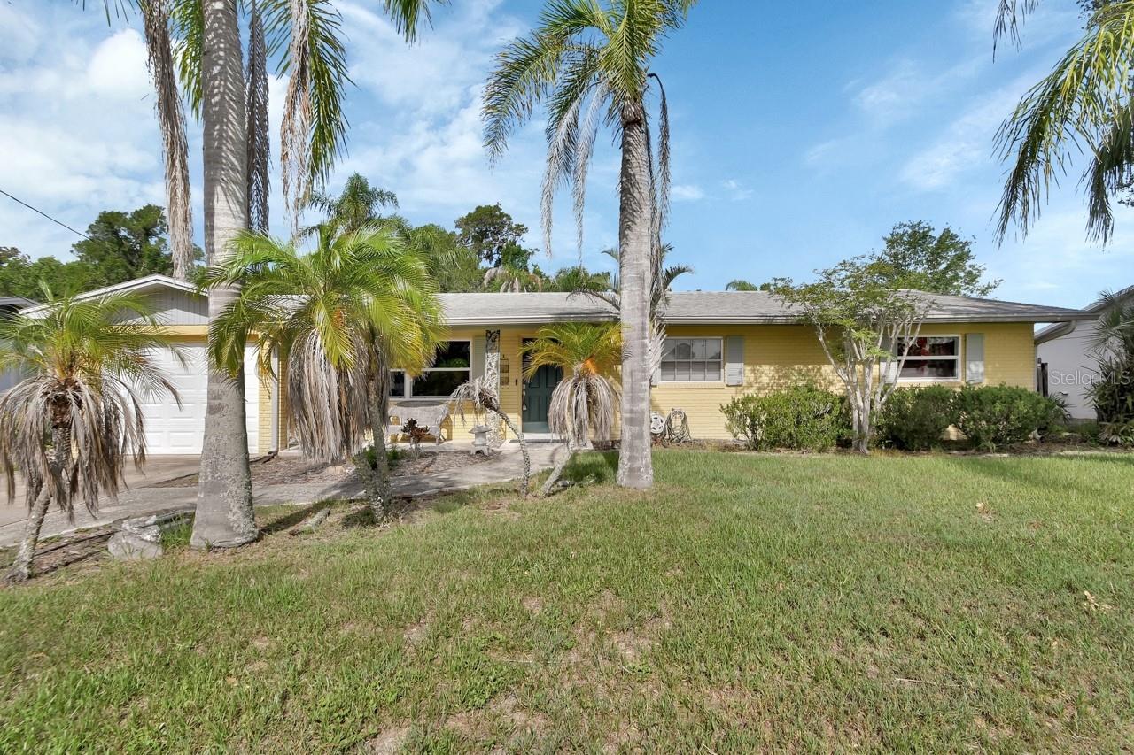 This Charming POOL Home with NO HOA in Prime DeLand location.
Enjoy summer days in this spacious 3-bedroom, 2-bath, POOL home offering over 1,800 square feet of comfortable living on a quarter-acre lot in a prime DeLand location. The living room flows seamlessly into the dining area and open-concept kitchen, featuring a center island, abundant cabinetry, and a window view of the backyard and sparkling pool.
A separate family room is filled with natural light from multiple windows and opens through French doors to a 14x20 screened porch—ideal for relaxing or entertaining by the pool. The oversized indoor laundry/utility room comes equipped with built-in cabinets and countertop space for added convenience.
Located just minutes from DeLand High School, Stetson University, and the charm of downtown DeLand, this home combines comfort, space, and location with no HOA restrictions.
DeLand in centrally located, just 25 minutes to the Beaches, access 3 major airports; Daytona International, Sanford-Orlando Airport, and the Orlando International.
Roof 2021, Water Heater 2020