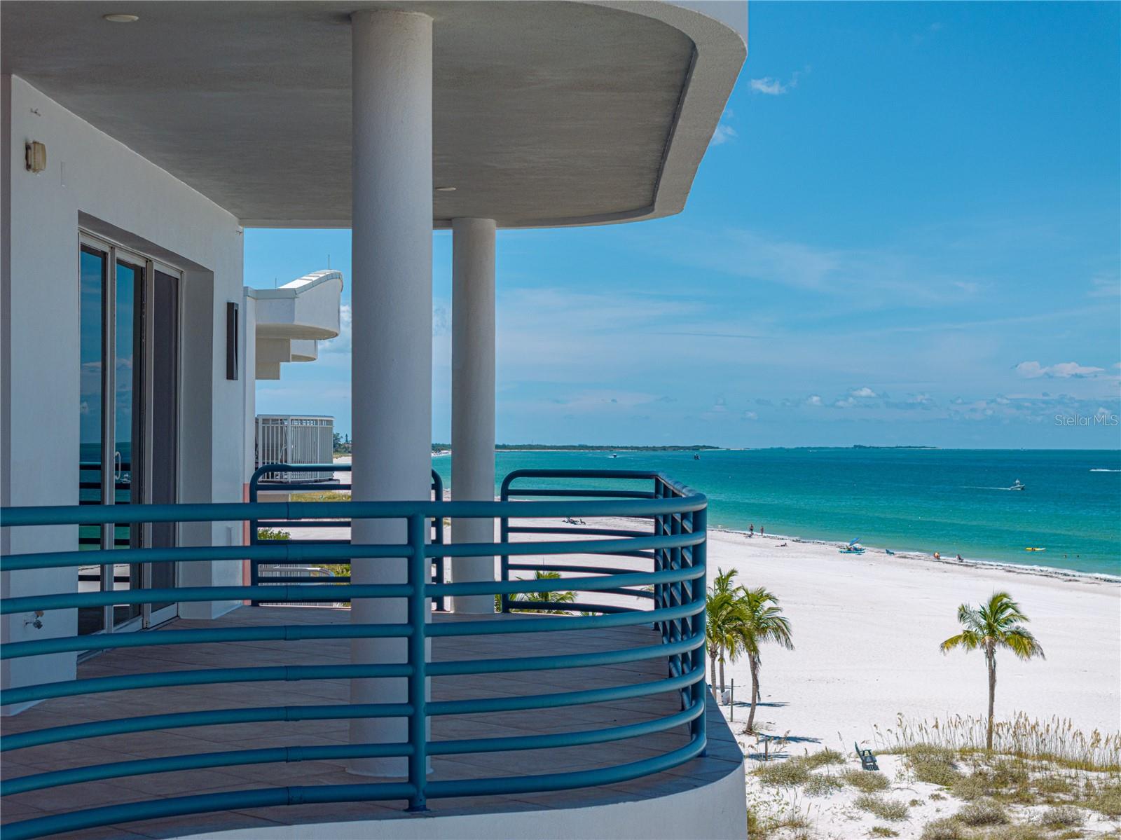 3910 GULF BOULEVARD 400