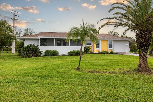 295 ANNAPOLIS LN, ROTONDA WEST, FL 33947 - Image 453c6131c9f86a8d64dc7b40a3710195/401635410