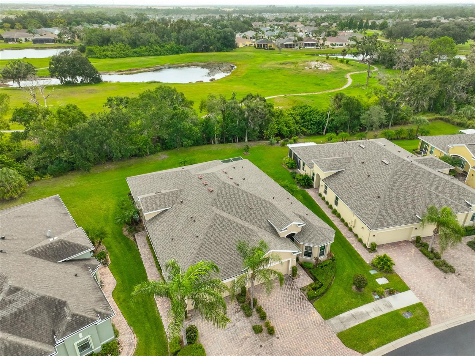 SUN CITY CENTER UNIT 274 & 2 - Residential