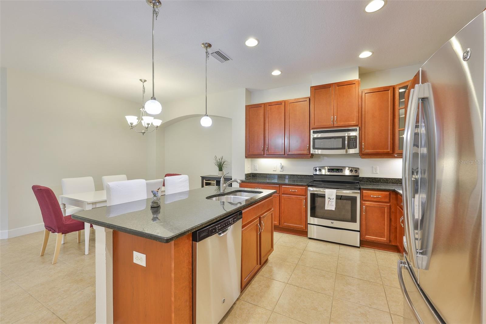 SUN CITY CENTER UNIT 274 & 2 - Residential