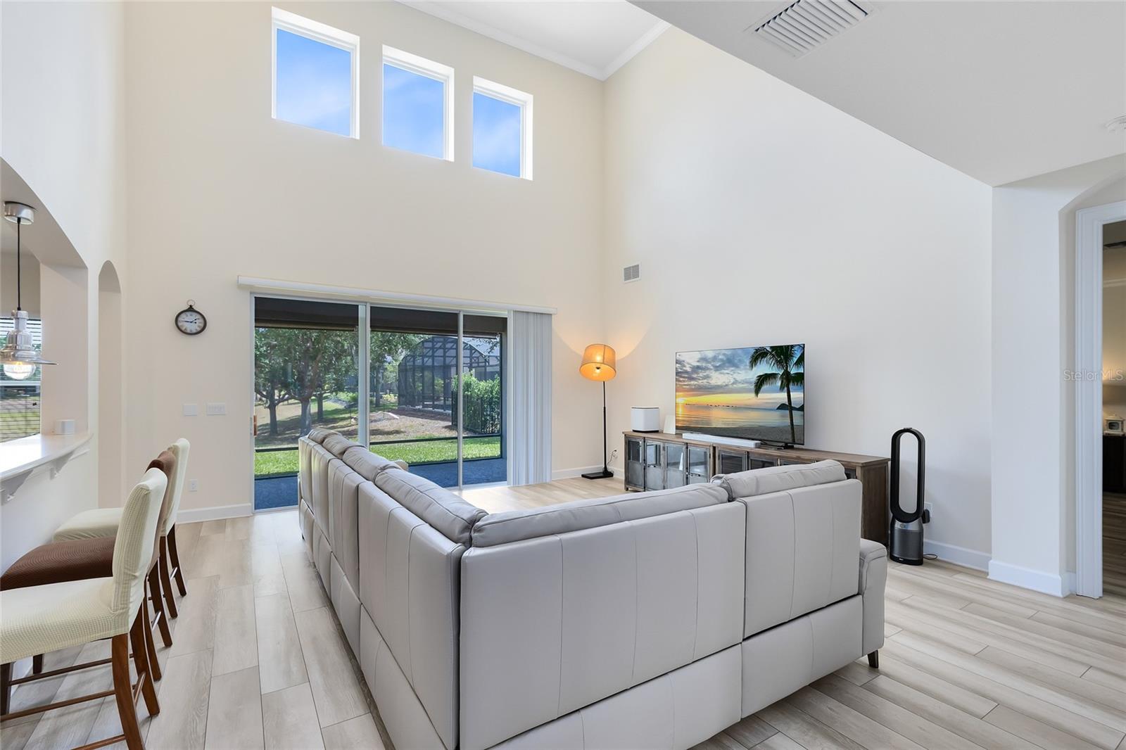 RESERVE/CARRIAGE POINTE PH 1 - Residential