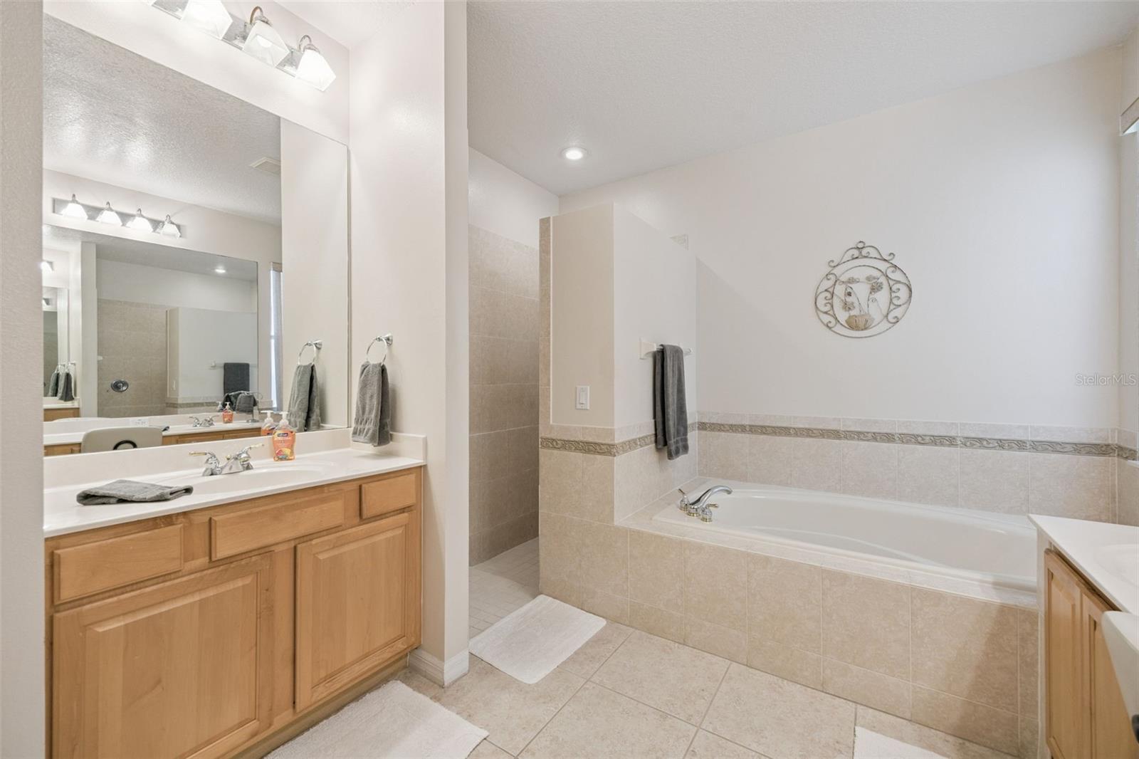 DIAMOND HILL AT SWEETWATER COUNTRY CLUB - Residential