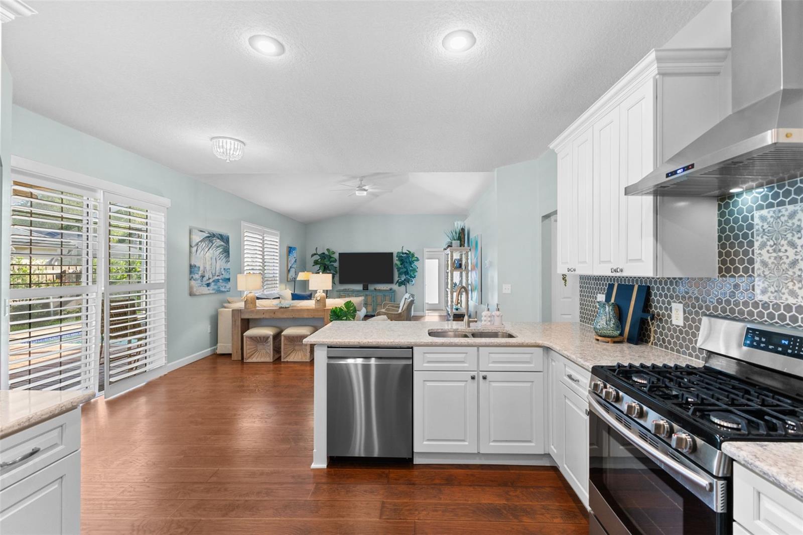 WESTCHASE SEC 377 - Residential