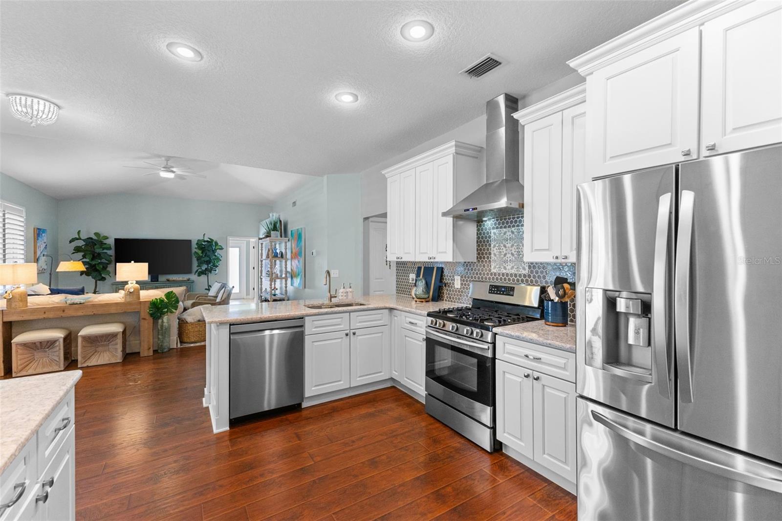 WESTCHASE SEC 377 - Residential