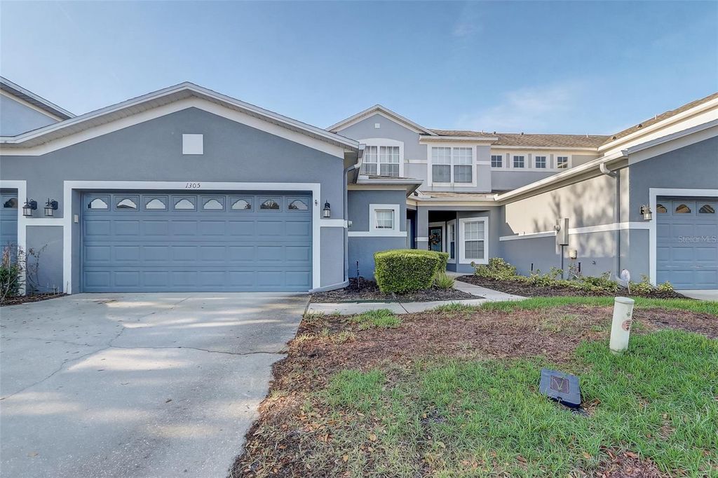 Photo of 1305 Sandstone Run, Sanford, FL 32771 (MLS # O6399145)