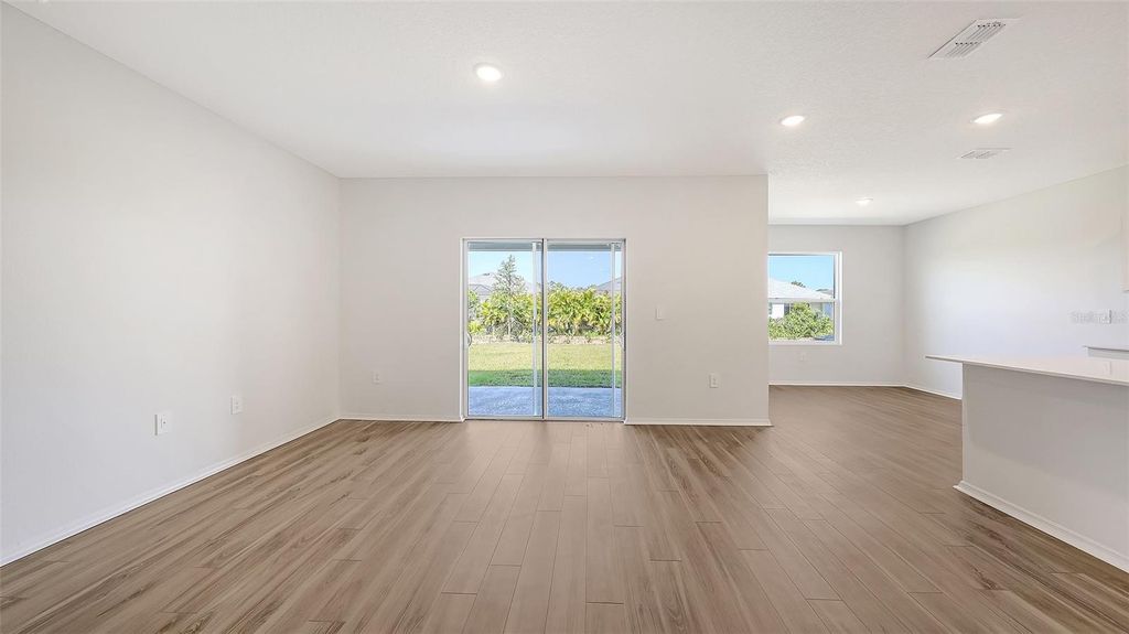 Photo of 4504 Hawthorn Ave, Parrish, FL 34219 (MLS # A4663862)