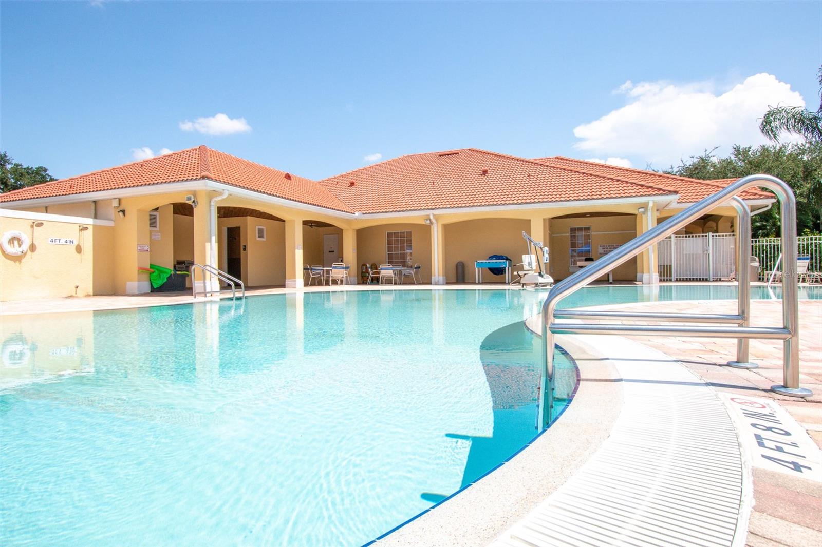 LAKE BERKLEY RESORT VILLAS PH 2 - Residential