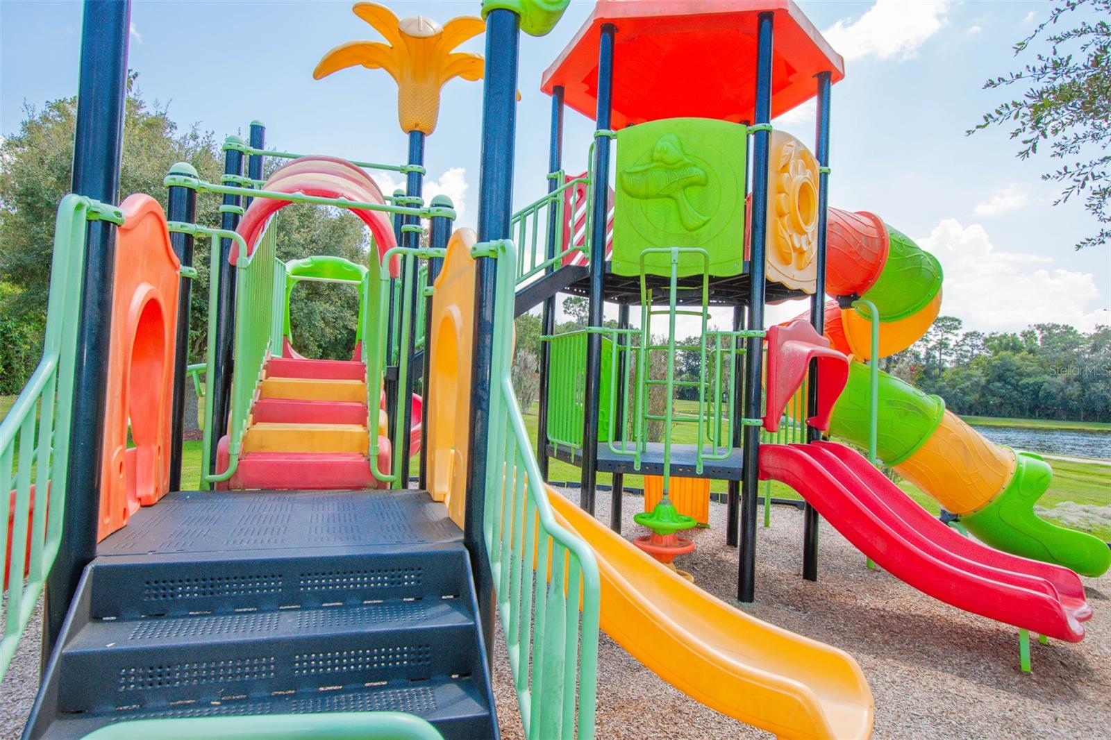 LAKE BERKLEY RESORT VILLAS PH 2 - Residential