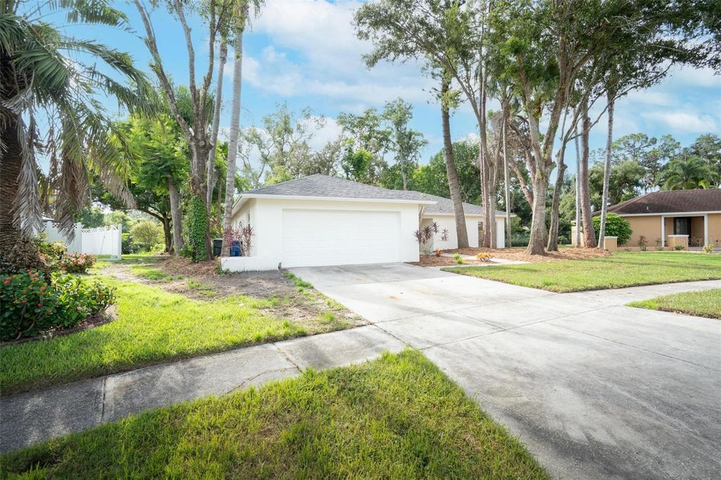 Photo of 1862 Orangewood Lane, Sarasota, FL 34232 (MLS # W7878251)