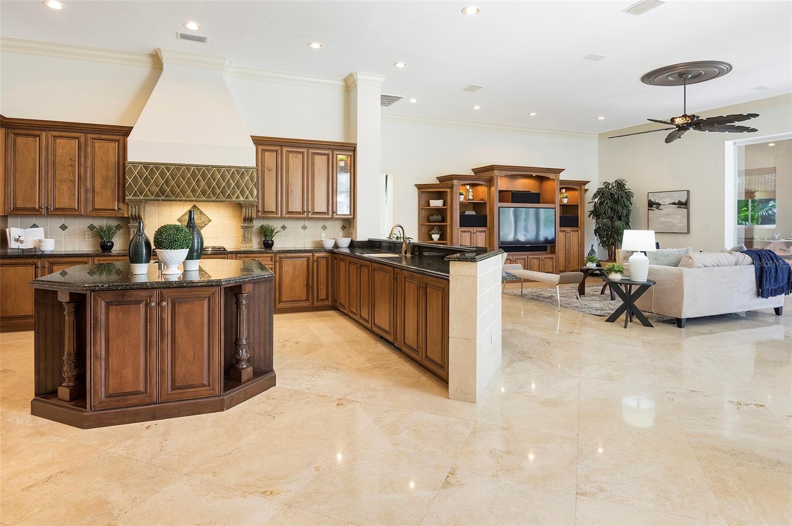 KEYSTONE SHORES ESTATES - Residential