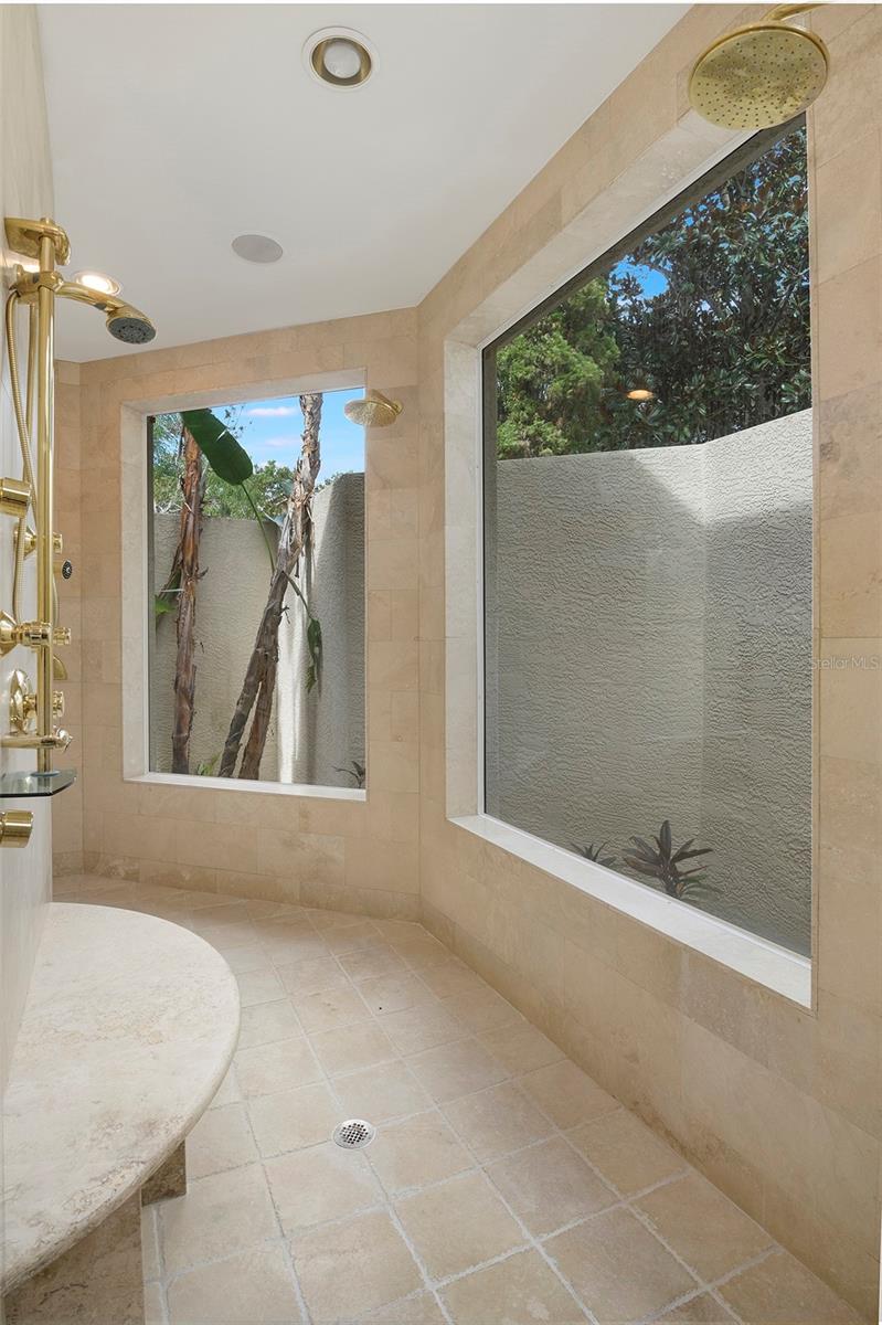 KEYSTONE SHORES ESTATES - Residential