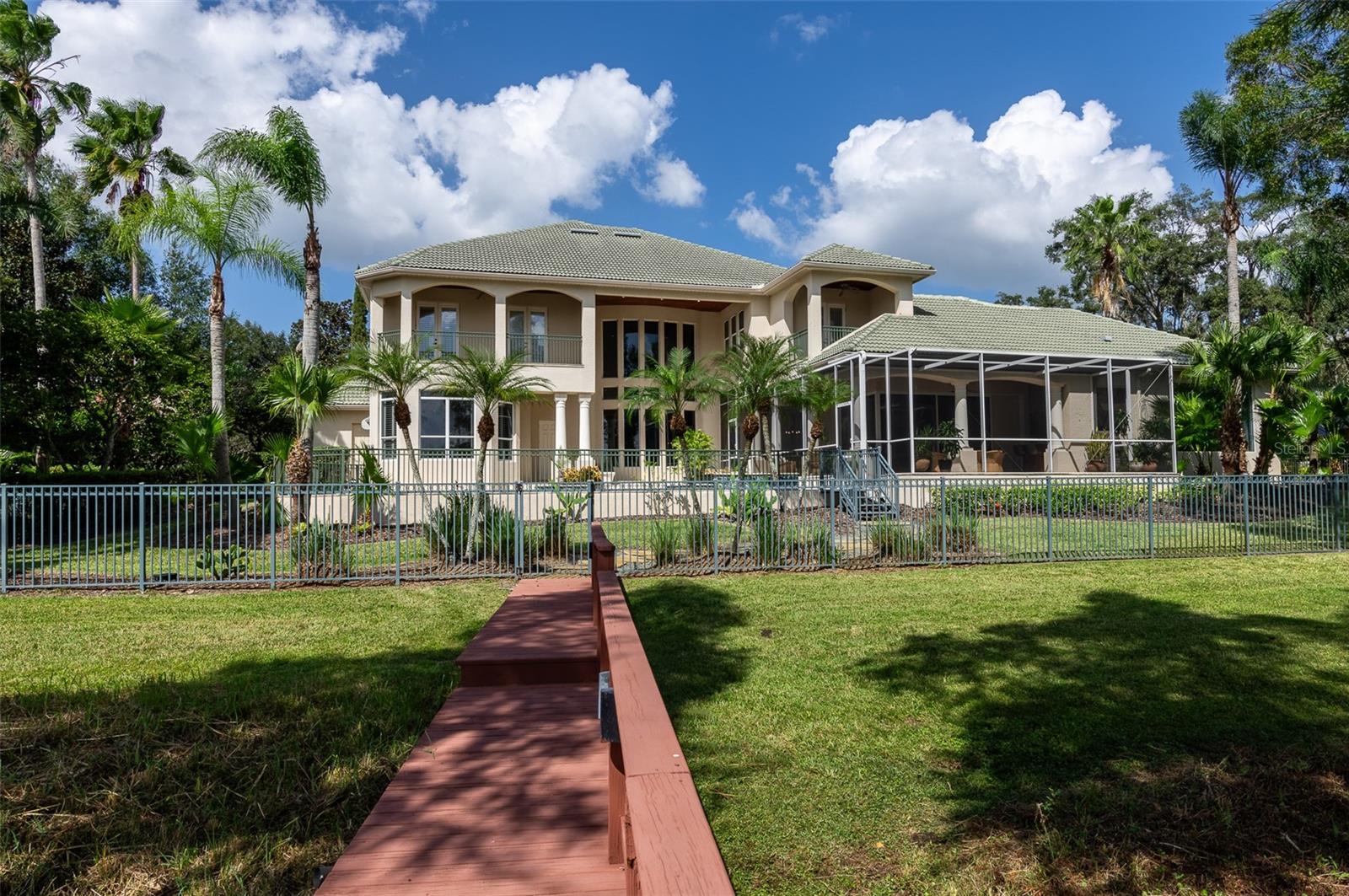 KEYSTONE SHORES ESTATES - Residential