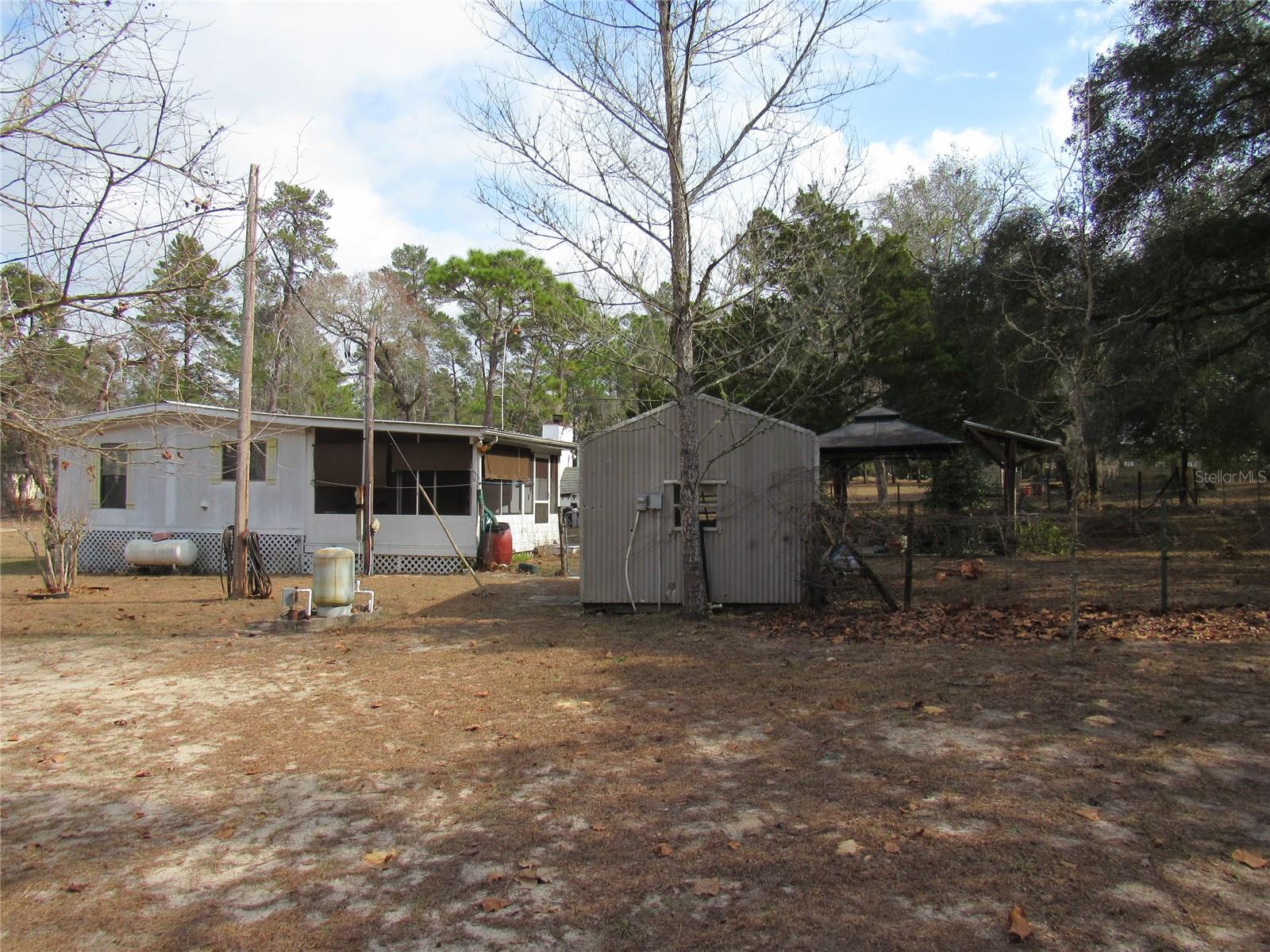 3209 N BONNIE POINT