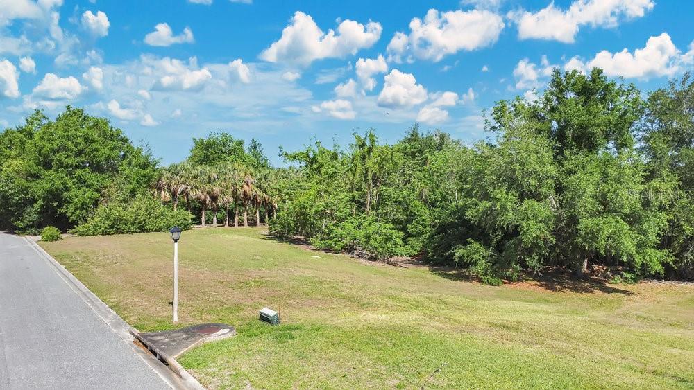 ROBERTS LANDING - Land