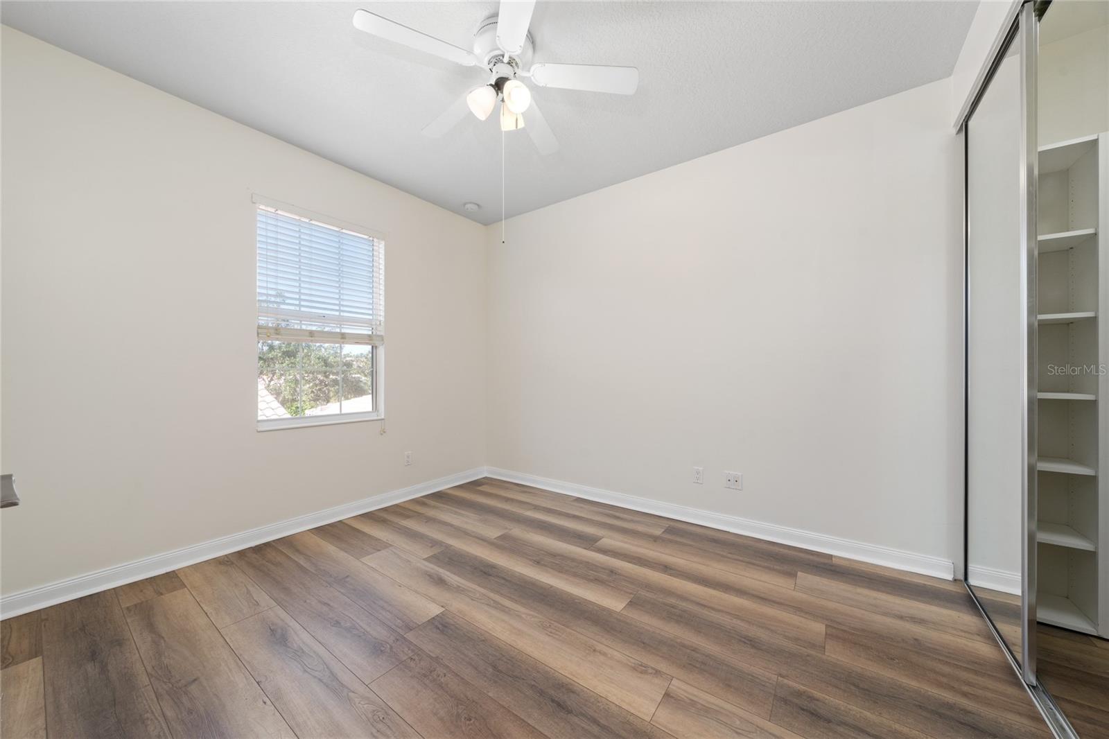 VILLAGEWALK/LK NONA UNS 1A 1B - Residential Lease