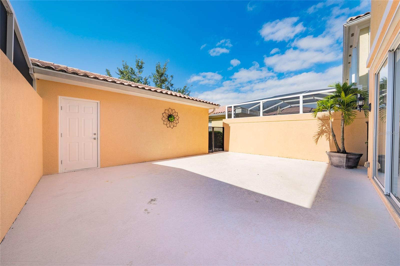 VILLAGEWALK/LK NONA UNS 1A 1B - Residential Lease