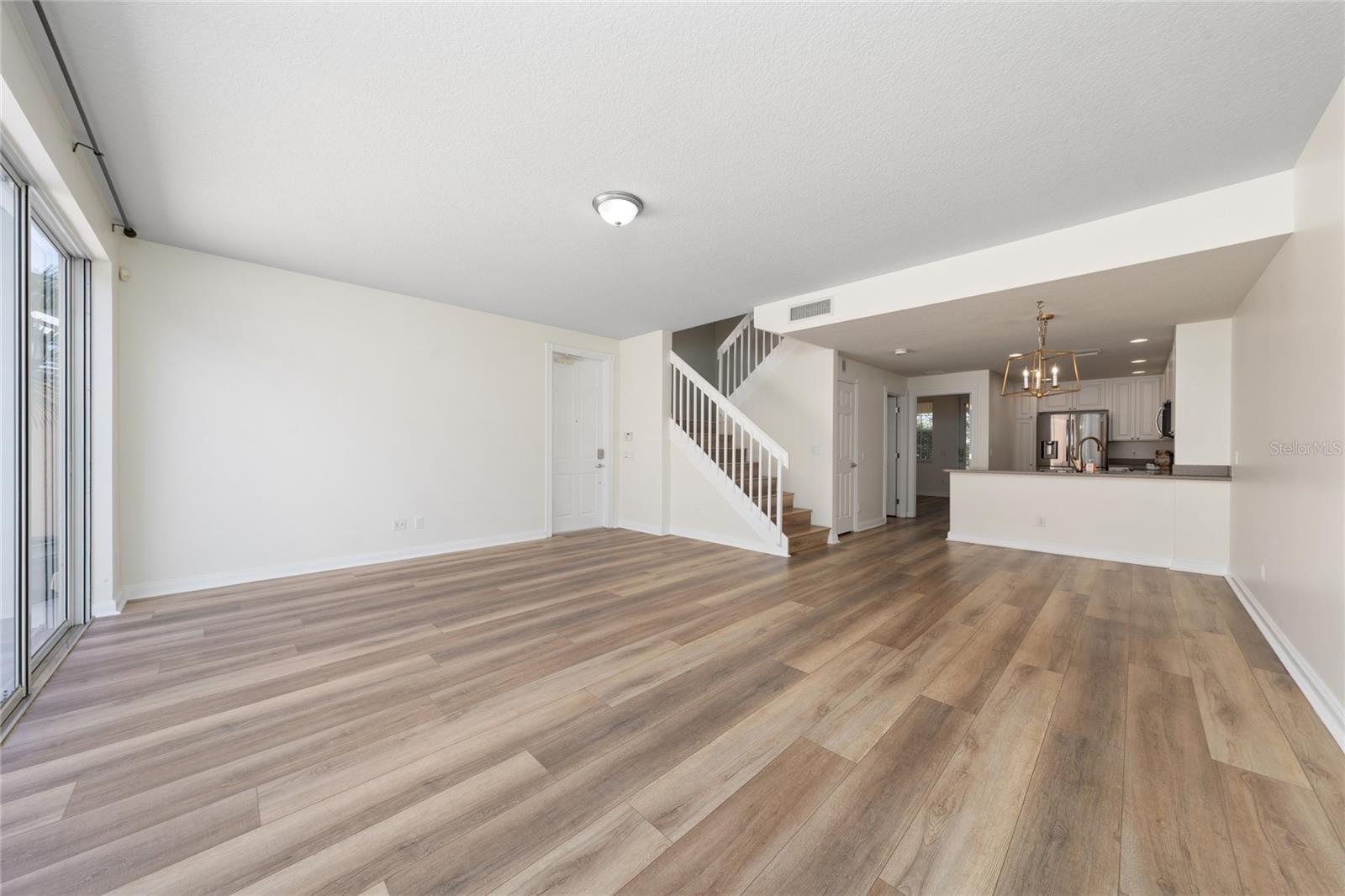 VILLAGEWALK/LK NONA UNS 1A 1B - Residential Lease