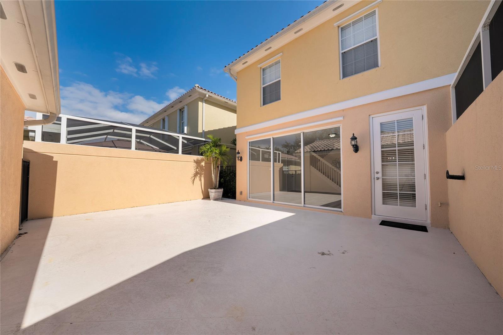 VILLAGEWALK/LK NONA UNS 1A 1B - Residential Lease