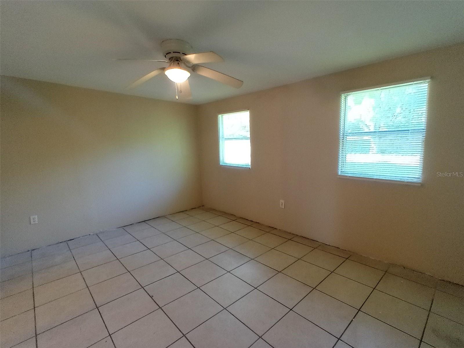 DELTONA LAKES UNIT 74 - Residential Lease