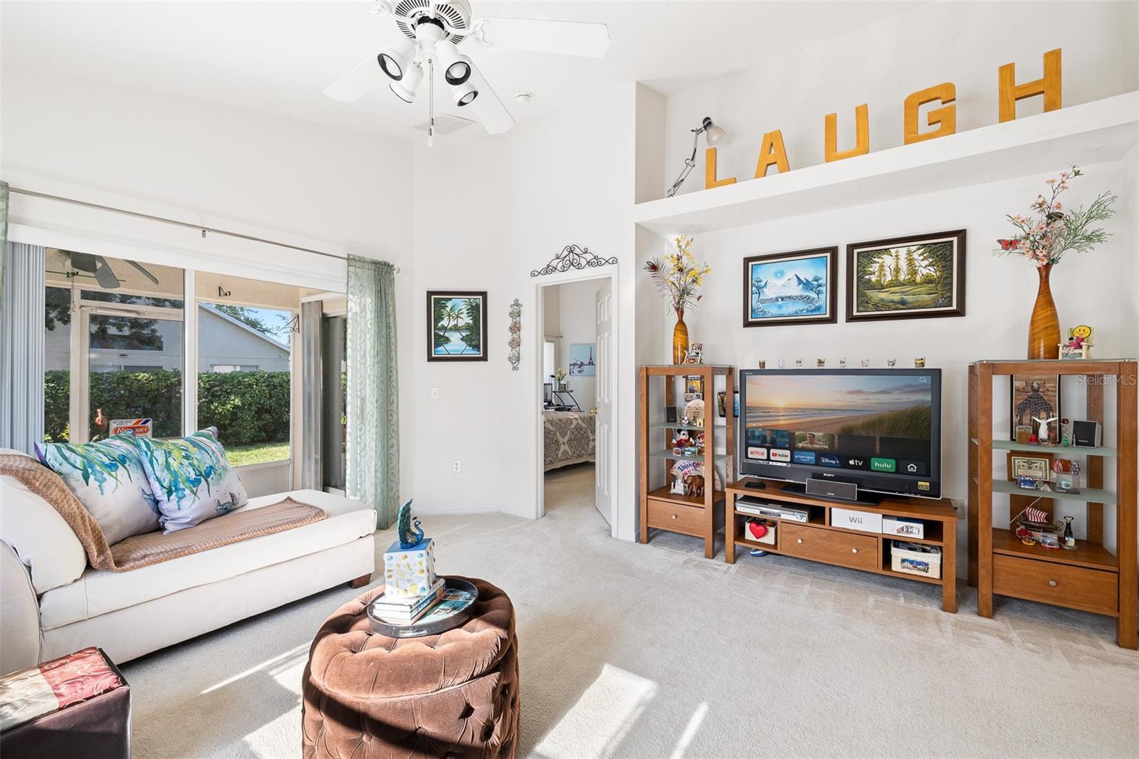 2752 BARCLAY LANE