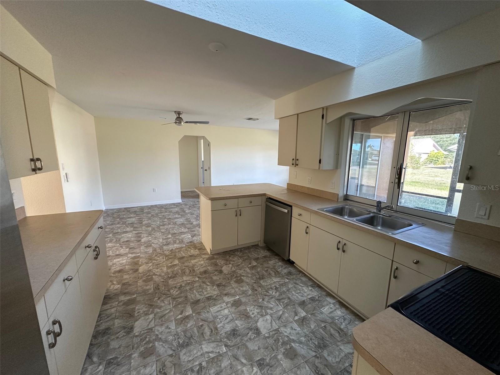 1190 CAPRICORN BOULEVARD