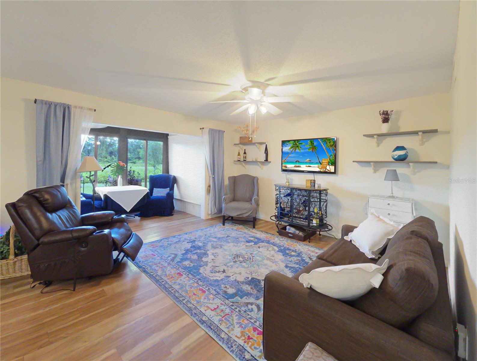 636 MIDWAY DRIVE A