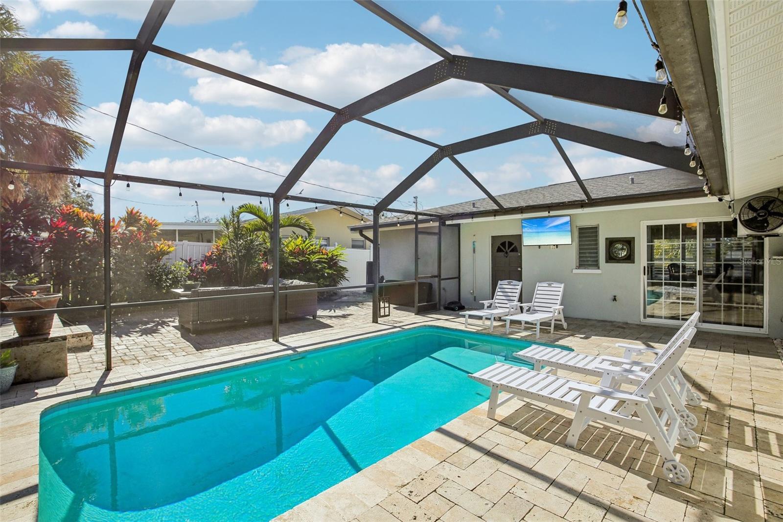 HARBOR HILLS - Residential