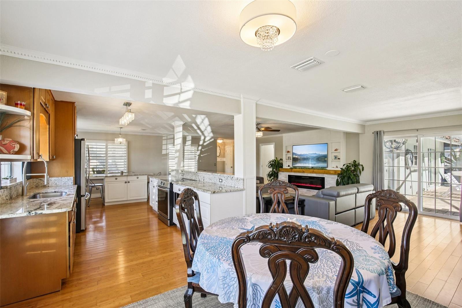 HARBOR HILLS - Residential