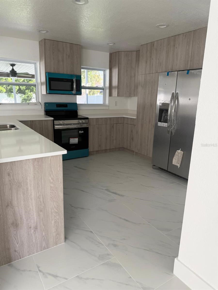 SHORE ACRES OVERLOOK SEC - Residential