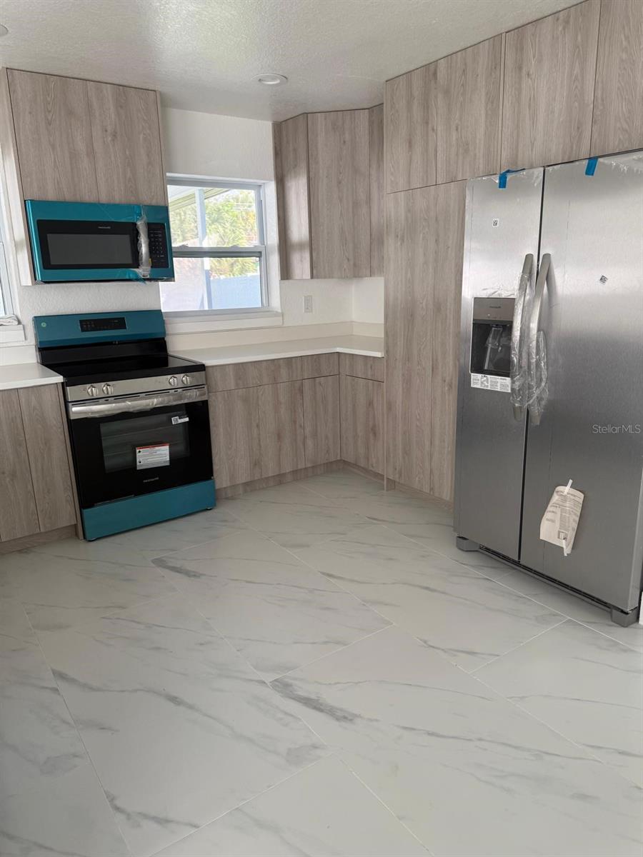 SHORE ACRES OVERLOOK SEC - Residential