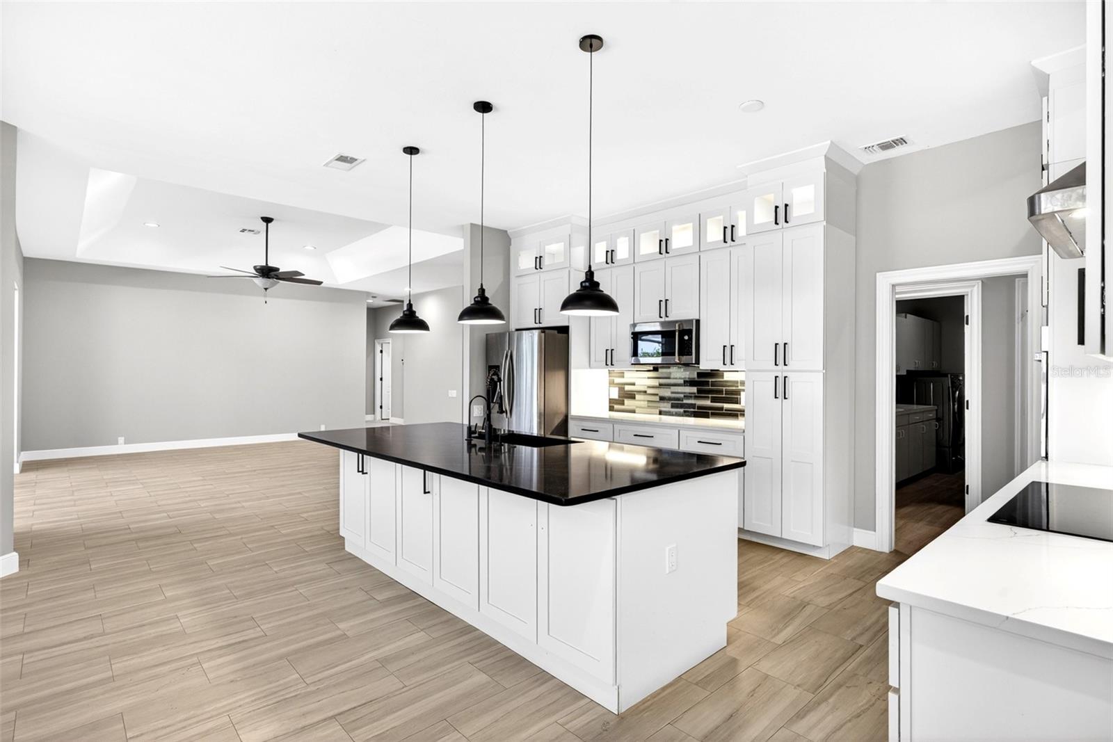 HENDRY CREEK - Residential